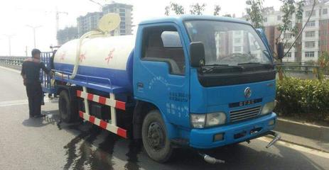 哈爾濱環(huán)衛(wèi)車市場分析 抽糞車與三輪灑水車價格概覽